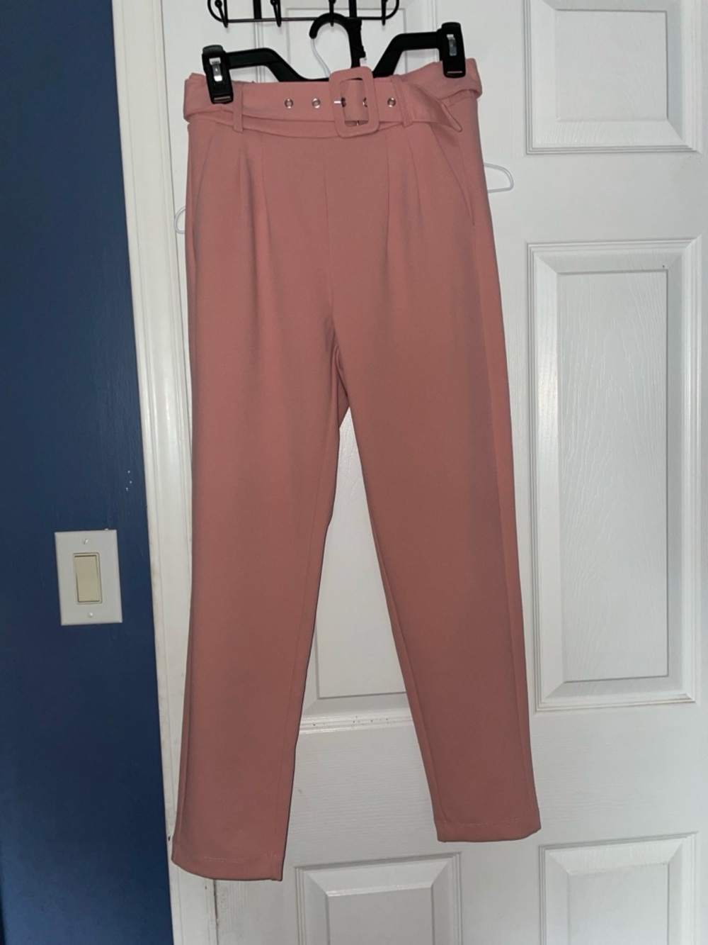 High-Waist pants with Belt - Pink